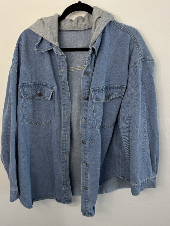 SHEIN Tops - SHEIN Curve Light Wash Denim Hooded Oversized Shacket | Size 2XL